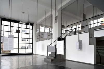 Blick in die Ausstellung "Architektur in Wörtern"