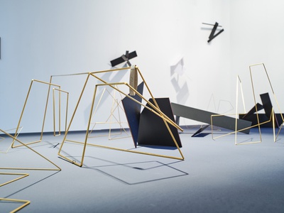 Blick in die Ausstellung "Franco Clivio: Manifolds"