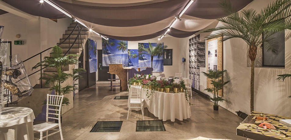 Discourse Lab "Welcome to Cocoanut Grove"