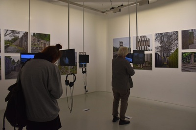 Ausstellungseröffnung "Steine zwischen den Fronten"
