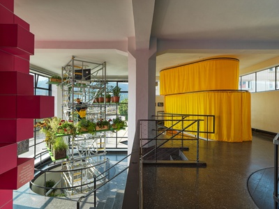 Blick in die Ausstellung im aut