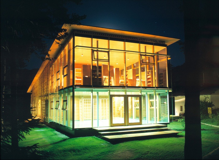 Anerkennung des Landes Tirol für Neues Bauen 1998 Kindergarten SOS Kinderdorf Imst, 1997-98 (Architektur: Bruno Schwamberger & Erich Schroffner)