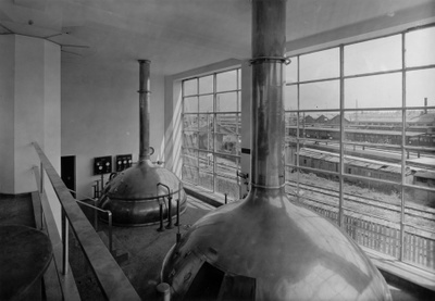 Brewhouse of the Adambräu ­brewery, round 1930