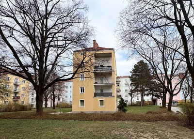 Josef Frank, Rosa-Jochmann-Hof (Wien 11., Simmeringer Hauptstraße 142-150), 1931-1932