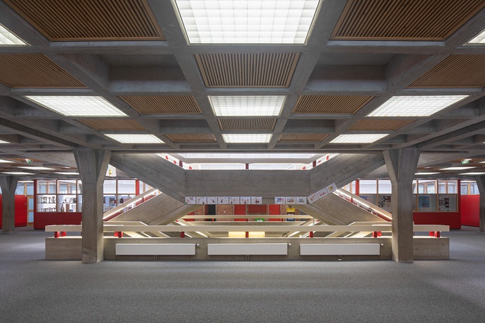 Bundesrealgymnasium Imst (Architektur: Franz Kiener, Ferdinand Kitt, 1970-1973)