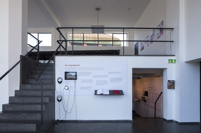 Ausstellung "20 jahre architektur und tirol" – Fotos von der anlässlich des 20-Jahr-Jubliläums im aut gezeigten Ausstellung "20 jahre architektur und tirol" (Bildnachweis: B&R)