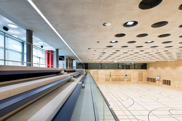 Volksschule und Sporthalle Kundl