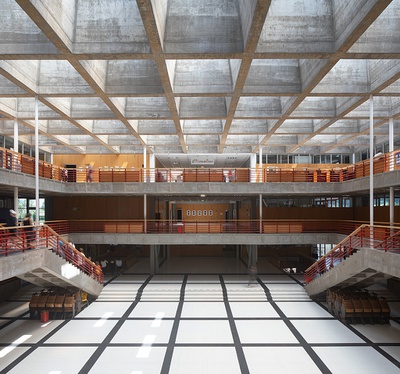 Viktor Hufnagl und Fritz Gerhard Mayr, Modellschule Wörgl, 1969 – 73