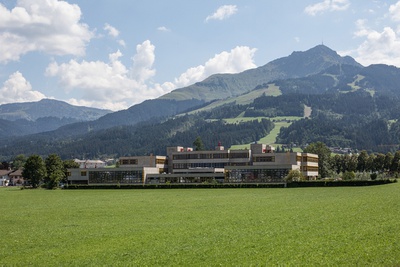 Team A Graz, Doppelhauptschule St. Johann in Tirol, 1974 – 79