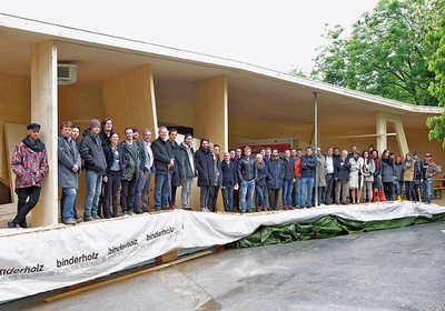 Firstfeier am 22. Mai 2015 mit den zahlreichen UnterstützerInnen, SponsorInnen, FörderInnen und PartnerInnen, Foto © Günter R. Wett